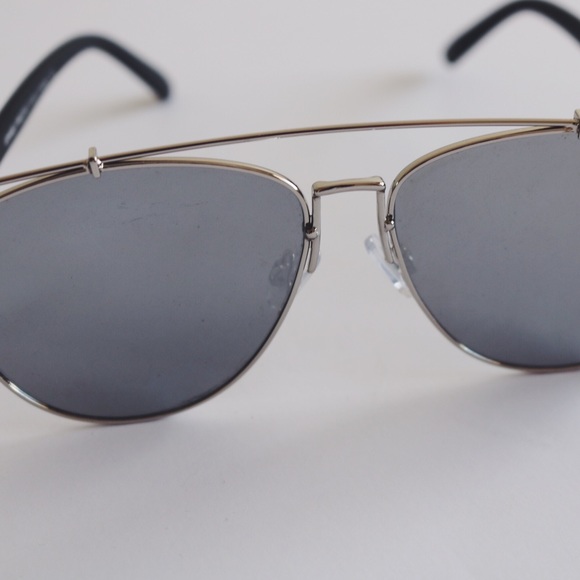 Urban Outfitters Accessories - Mirrored sunglasses.